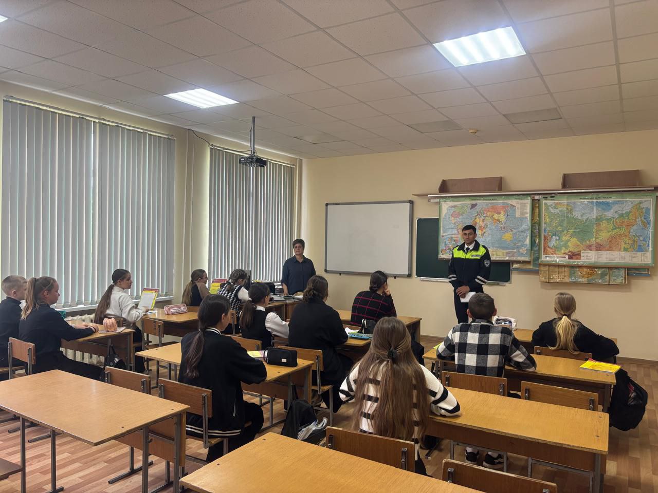 В Апанасенковском округе сотрудники Госавтоинспекции проводят профилактические мероприятия «Внимание – дети!».